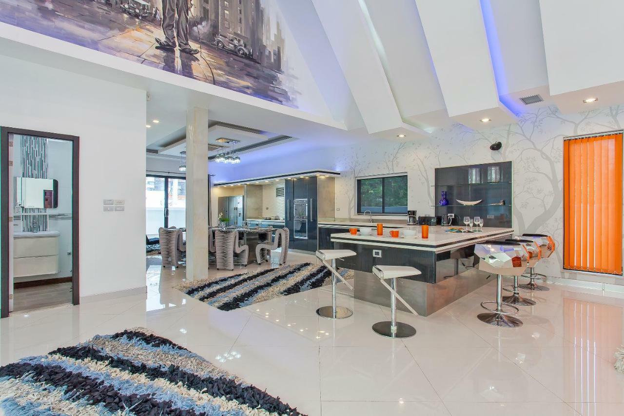 Royale Grand Villa Pattaja Kültér fotó