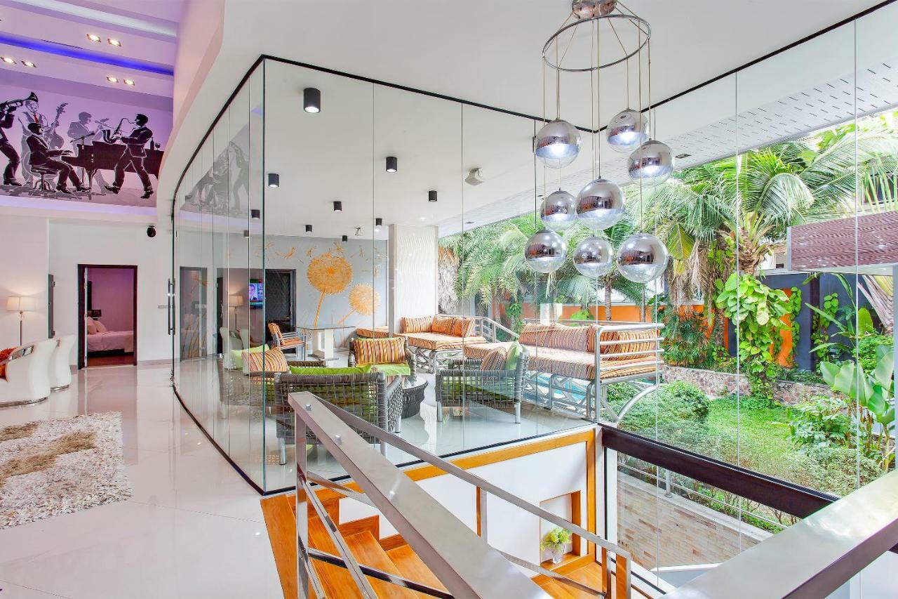 Royale Grand Villa Pattaja Kültér fotó