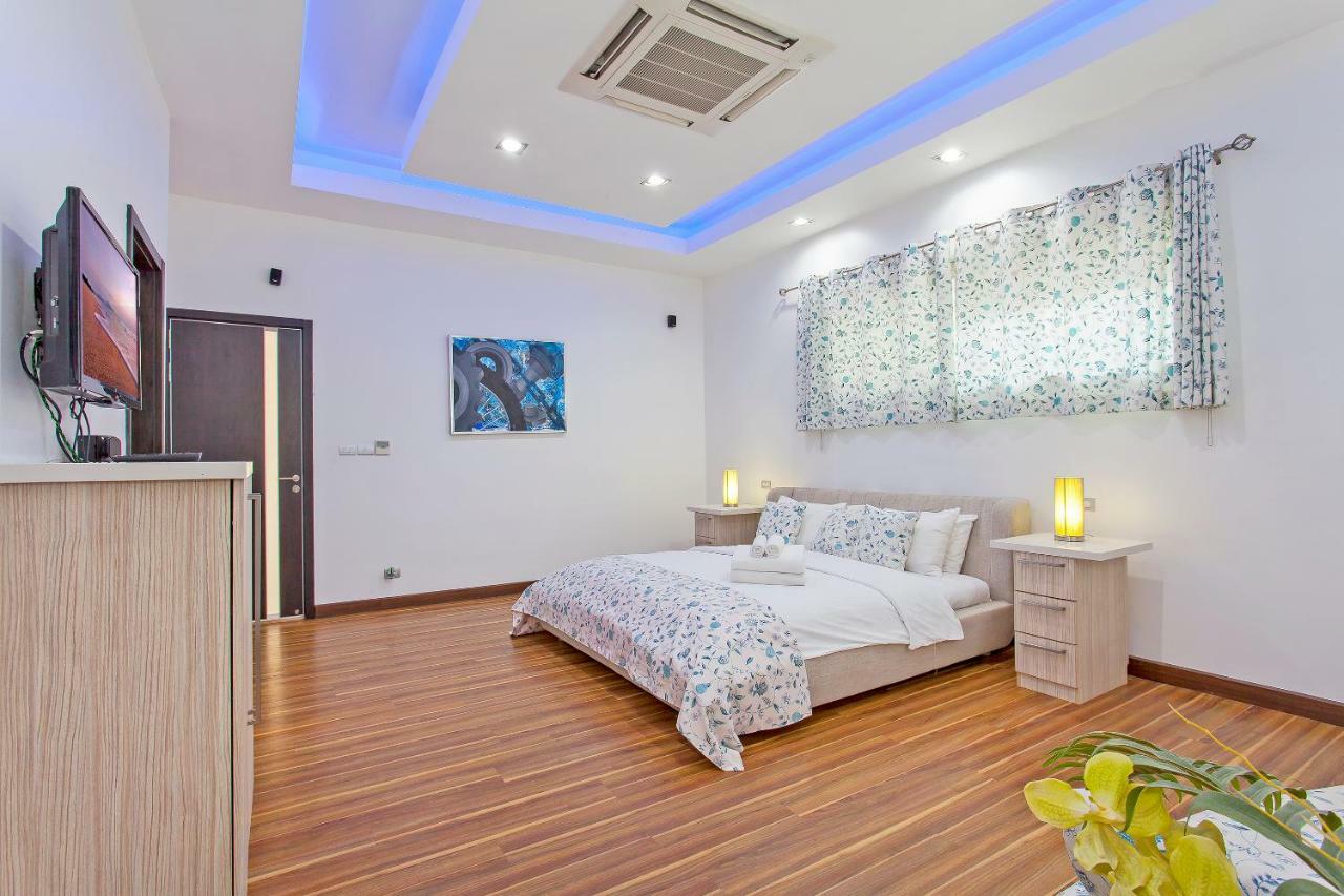 Royale Grand Villa Pattaja Kültér fotó